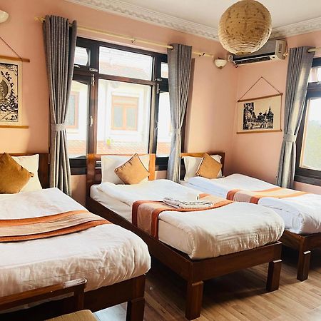 Cloud 9 Garden Hotell Kathmandu Exteriör bild