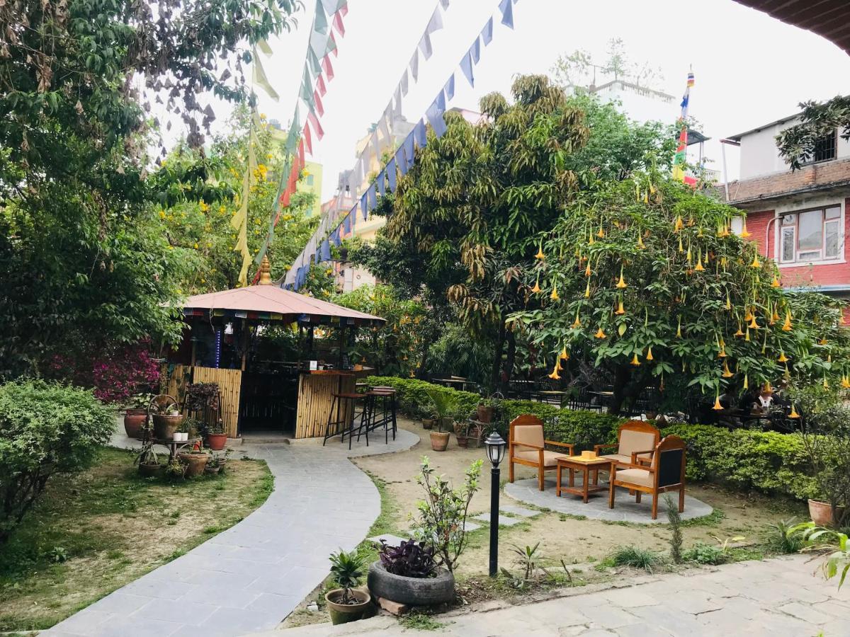 Cloud 9 Garden Hotell Kathmandu Exteriör bild