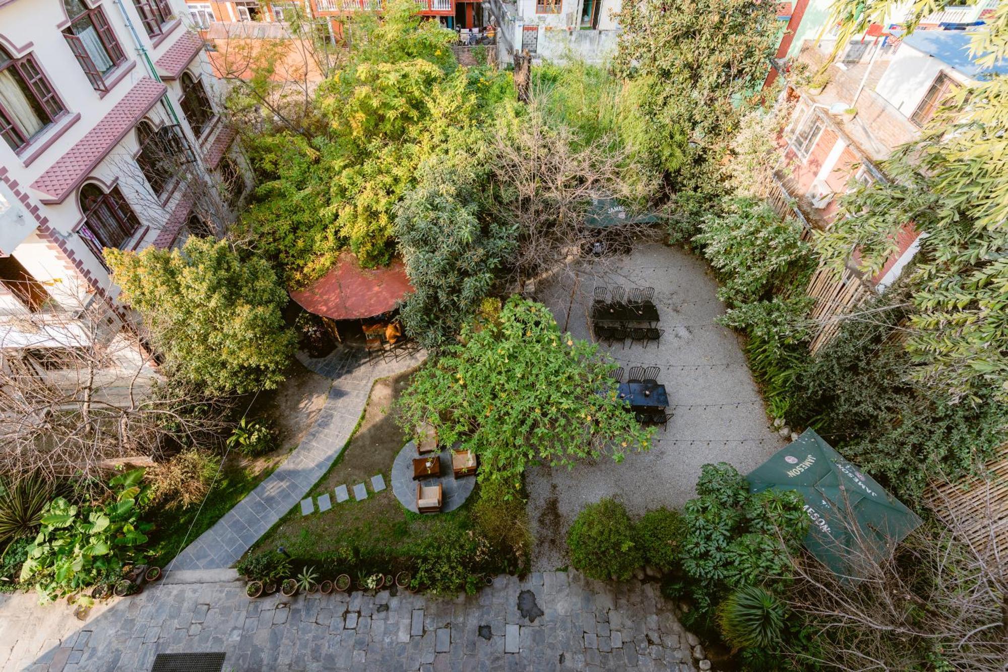 Cloud 9 Garden Hotell Kathmandu Exteriör bild